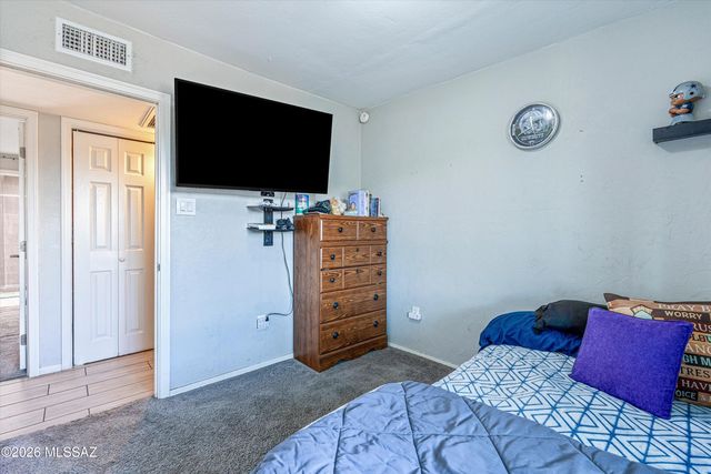 6921 E Golf Links Road, Tucson, AZ 85730
