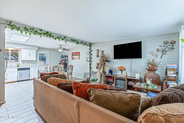 6921 E Golf Links Road, Tucson, AZ 85730