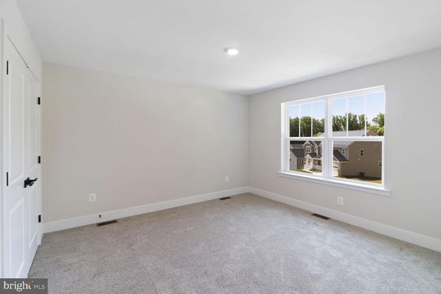 4034 MILNER RD, Nottingham, MD 21236