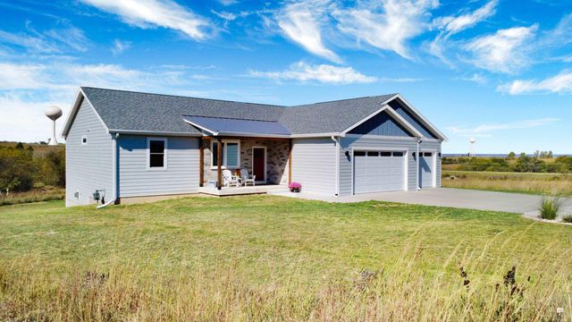 14326 Prairie Trail, Wamego, KS 66547