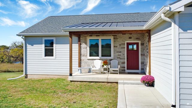 14326 Prairie Trail, Wamego, KS 66547