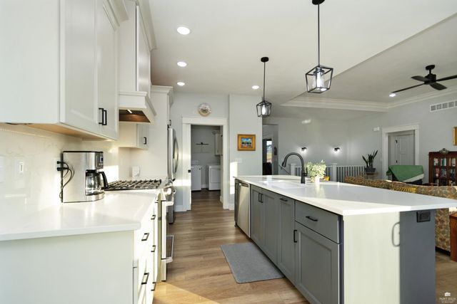 14326 Prairie Trail, Wamego, KS 66547