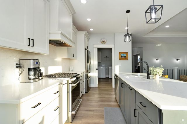 14326 Prairie Trail, Wamego, KS 66547