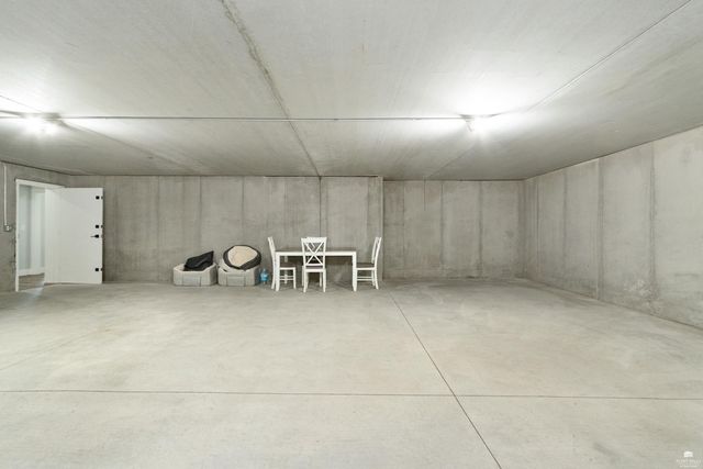 14326 Prairie Trail, Wamego, KS 66547