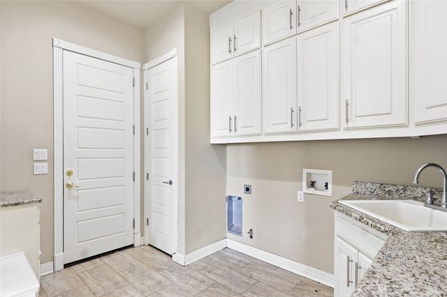 198 N Beach Drive, Bossier City, LA 71111