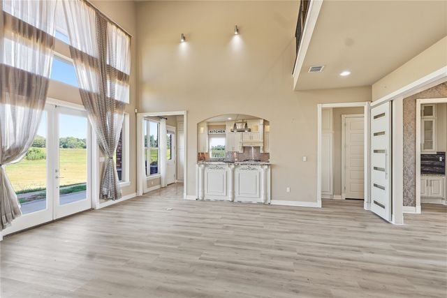 198 N Beach Drive, Bossier City, LA 71111