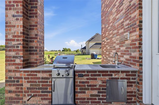 198 N Beach Drive, Bossier City, LA 71111