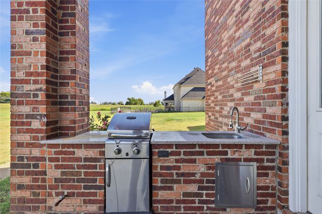 198 N Beach Drive, Bossier City, LA 71111