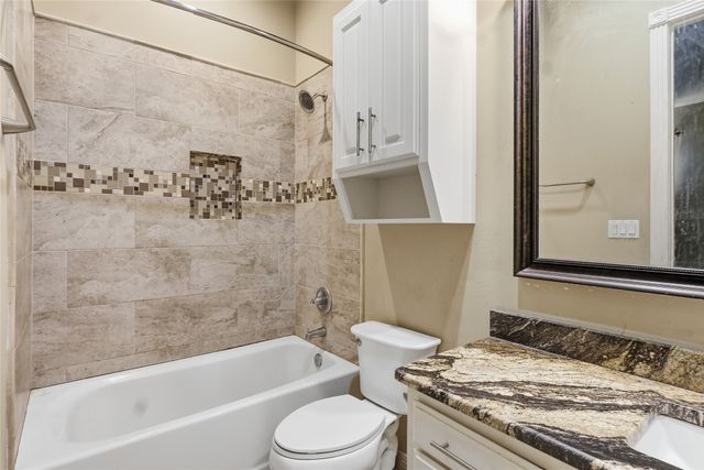 198 N Beach Drive, Bossier City, LA 71111