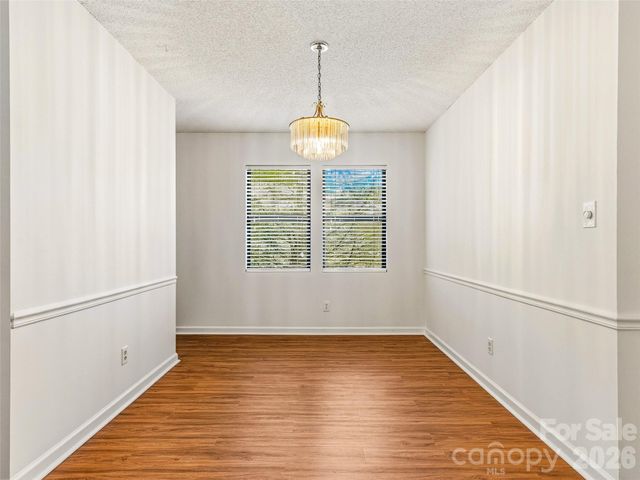 106 Abbey Circle, Asheville, NC 28805