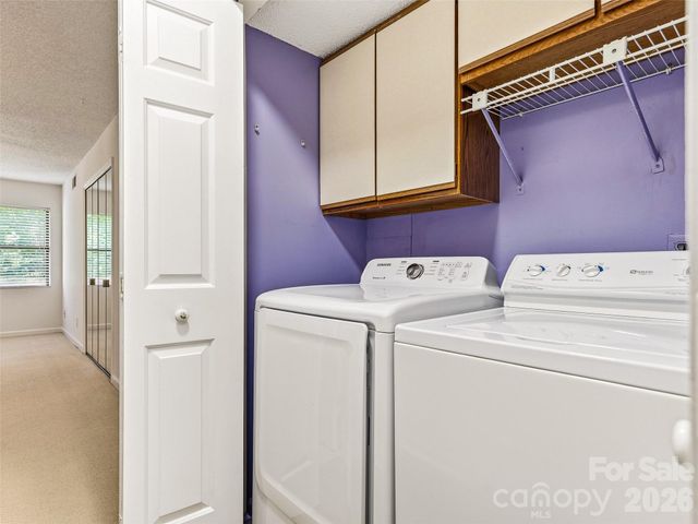 106 Abbey Circle, Asheville, NC 28805