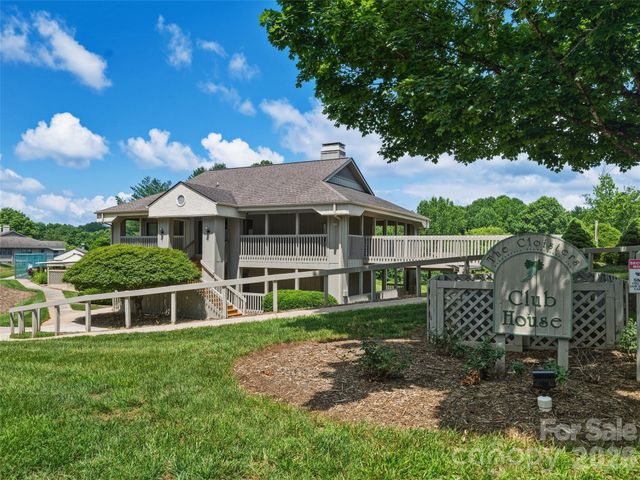 106 Abbey Circle, Asheville, NC 28805