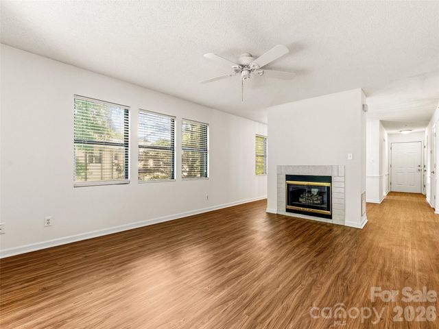 106 Abbey Circle, Asheville, NC 28805