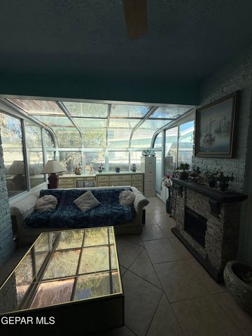 7413 LENOX Court, El Paso, TX 79912