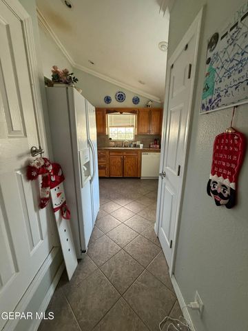 7413 LENOX Court, El Paso, TX 79912