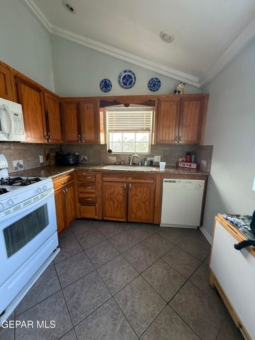 7413 LENOX Court, El Paso, TX 79912