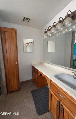 7413 LENOX Court, El Paso, TX 79912