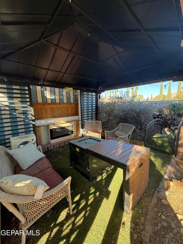 7413 LENOX Court, El Paso, TX 79912