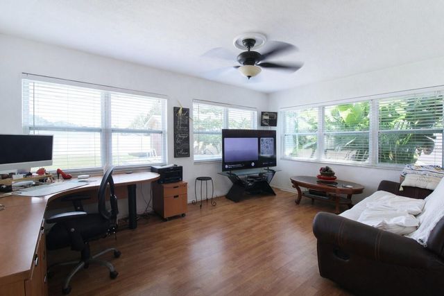 4581 21ST AVENUE N, St Petersburg, FL 33713
