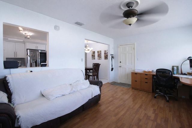 4581 21ST AVENUE N, St Petersburg, FL 33713