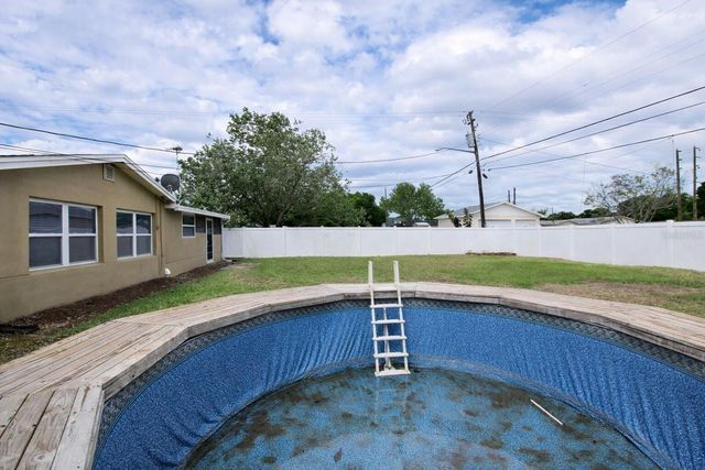 4581 21ST AVENUE N, St Petersburg, FL 33713