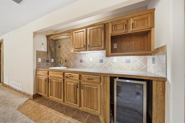 1210 E Rolling Hills Dr., Augusta, KS 67010