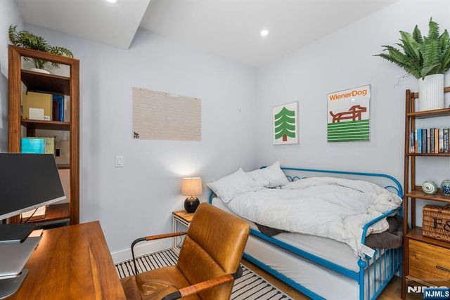36 Lincoln Street 2, Jersey City, NJ 07307