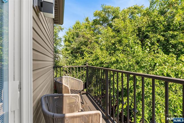 36 Lincoln Street 2, Jersey City, NJ 07307