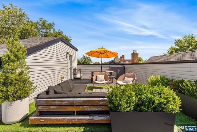 36 Lincoln Street 2, Jersey City, NJ 07307