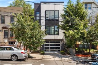 36 Lincoln Street 2, Jersey City, NJ 07307