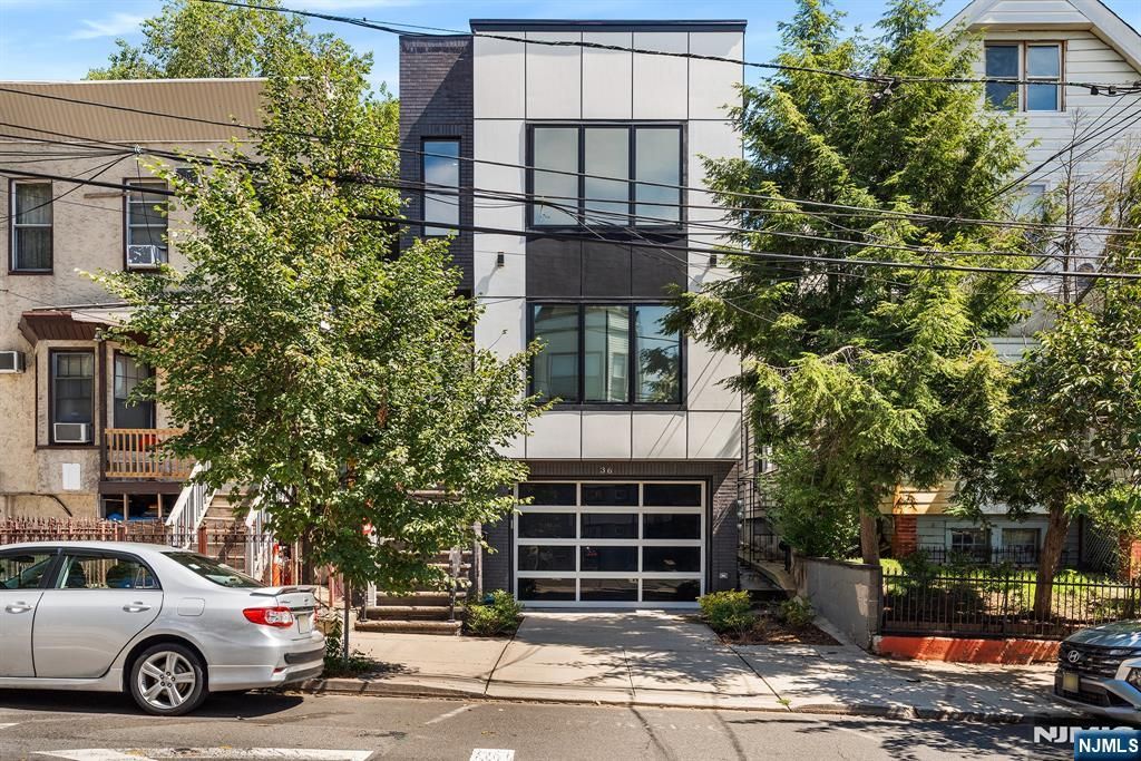36 Lincoln Street 2, Jersey City, NJ 07307