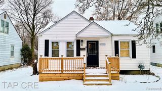 19110 Kingsville Street, Detroit, MI 48225