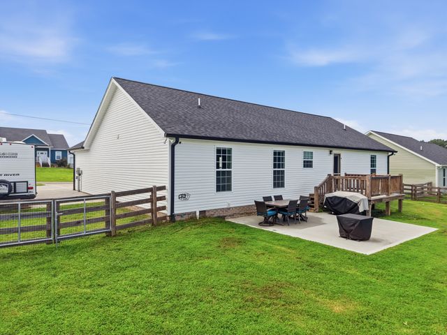 388 Pistole Rd, Sparta, TN 38583