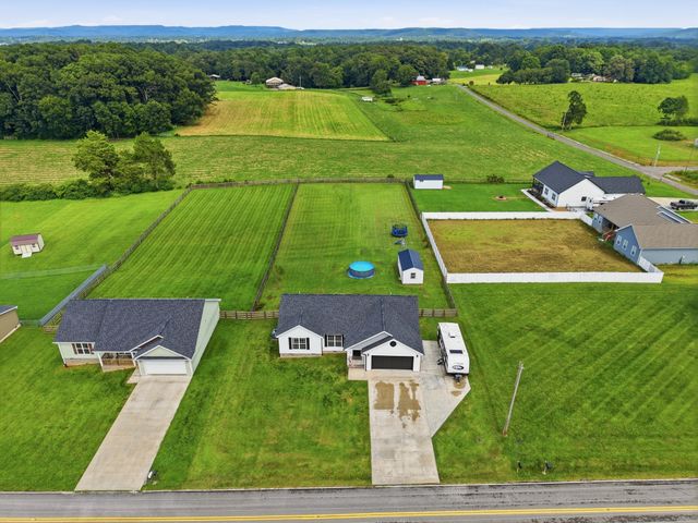 388 Pistole Rd, Sparta, TN 38583