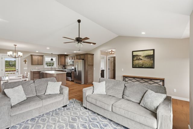 388 Pistole Rd, Sparta, TN 38583