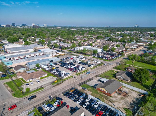 3222 Jarvis Street, Houston, TX 77063
