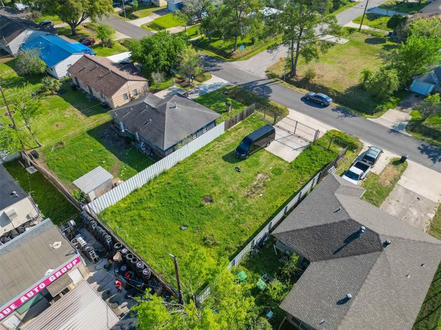 3222 Jarvis Street, Houston, TX 77063