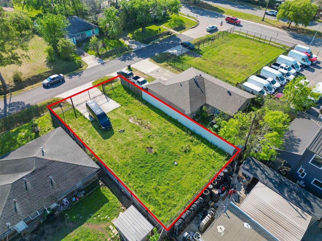 3222 Jarvis Street, Houston, TX 77063