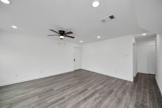 8213 Richland Drive A, Houston, TX 77028