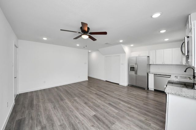 8213 Richland Drive A, Houston, TX 77028