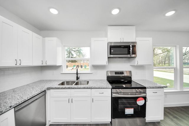 8213 Richland Drive A, Houston, TX 77028
