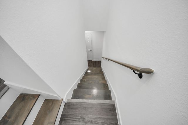 8213 Richland Drive A, Houston, TX 77028