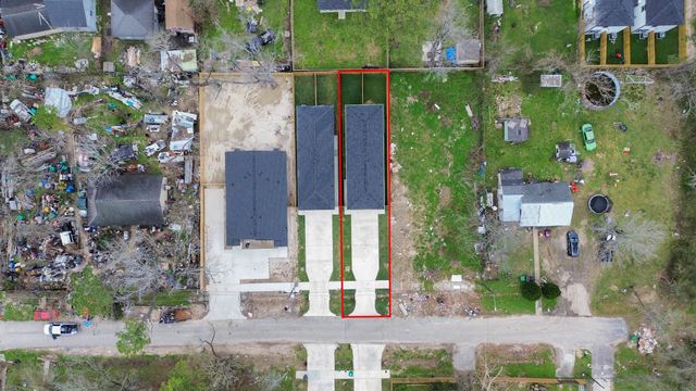 8213 Richland Drive A, Houston, TX 77028
