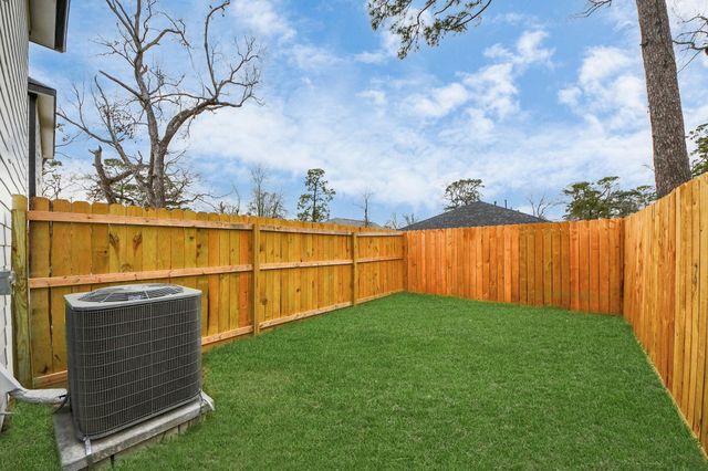 8213 Richland Drive A, Houston, TX 77028