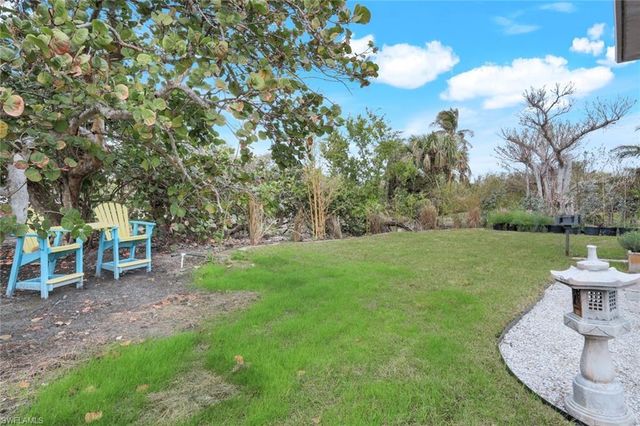555 Piedmont RD, Sanibel, FL 33957