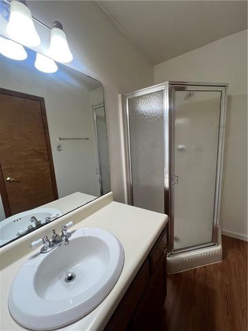 3024 W 23rd Terrace, Lawrence, KS 66047