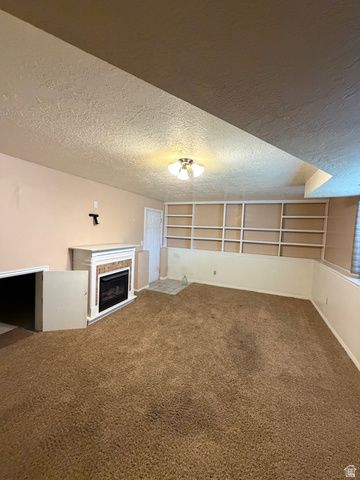 8713 S MOUNTAIN MEADOW DR, West Jordan, UT 84088