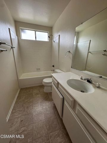 358 Mooncrest Court, Newbury Park, CA 91320