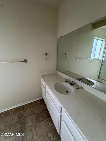 358 Mooncrest Court, Newbury Park, CA 91320