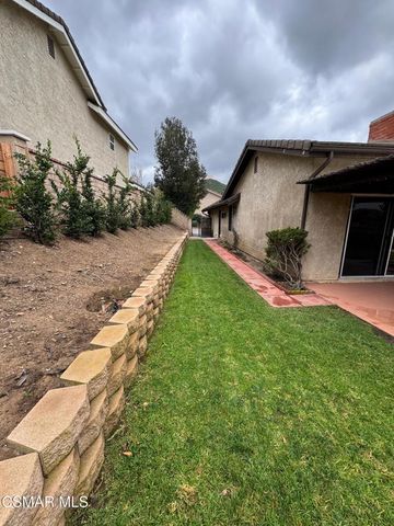 358 Mooncrest Court, Newbury Park, CA 91320